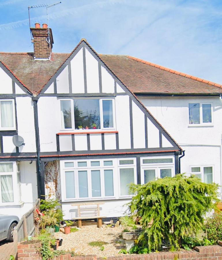 London Rooms With Free Parking 134 Edgware Esterno foto